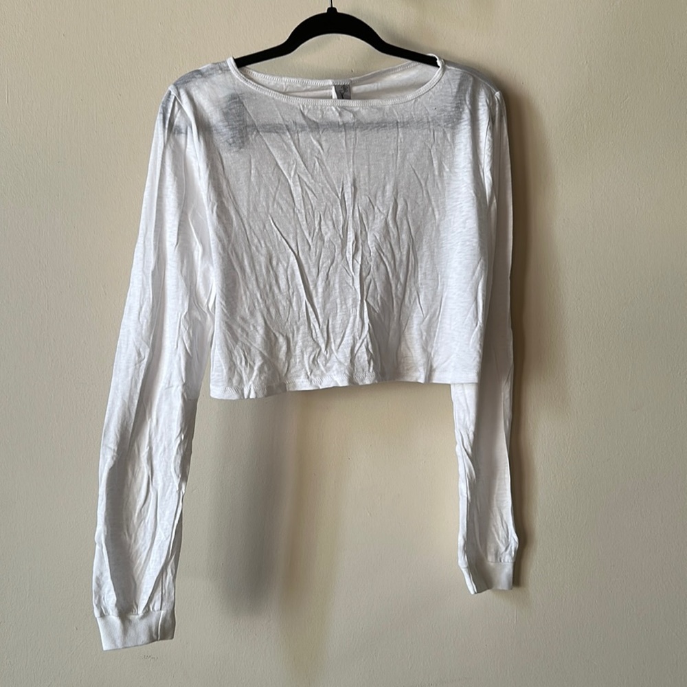 NWT LIGHT WEIGHT LONG SLEEVE CROPPED COVERUP